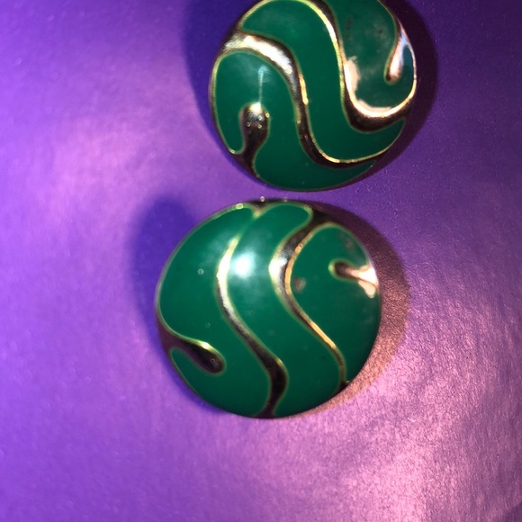 Vintage Costume Studs - Picture 2 of 3